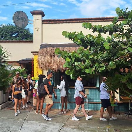 Yolo Hostel เมเดยิน ภายนอก รูปภาพ