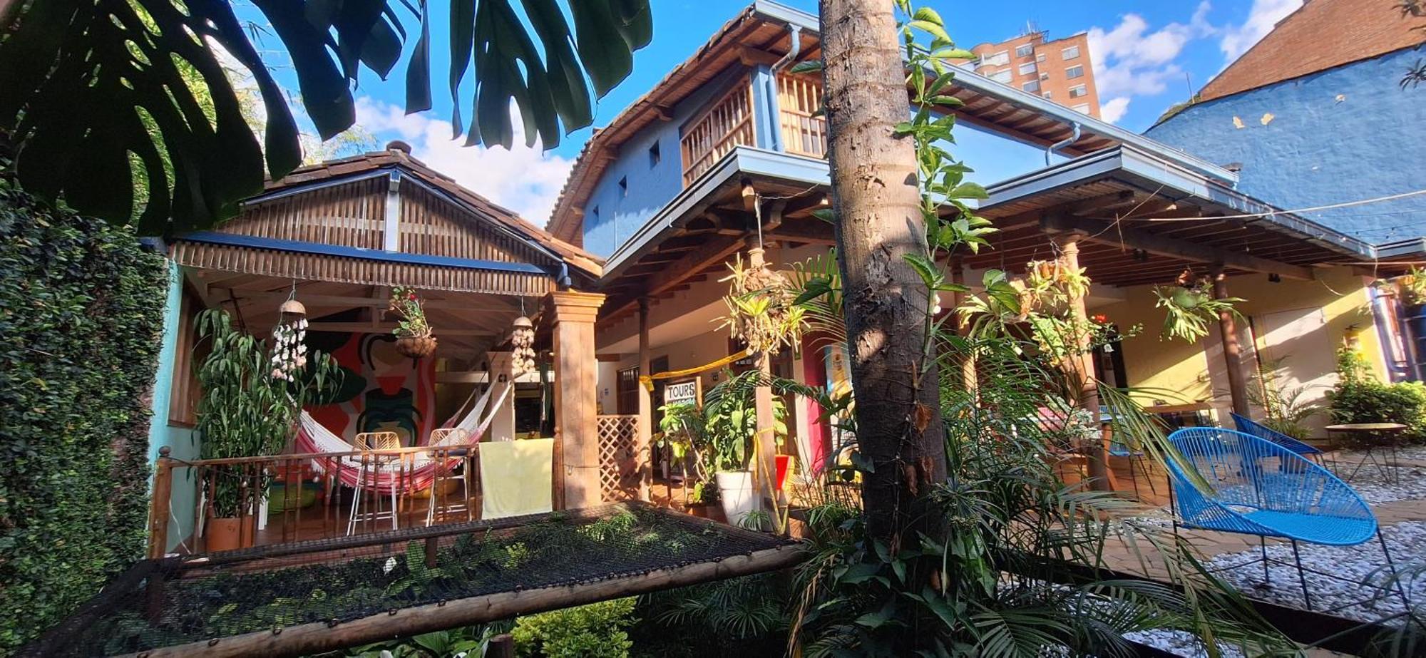 Yolo Hostel เมเดยิน ภายนอก รูปภาพ